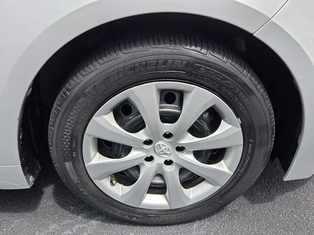 Used 2020 Silver Toyota LE image 8