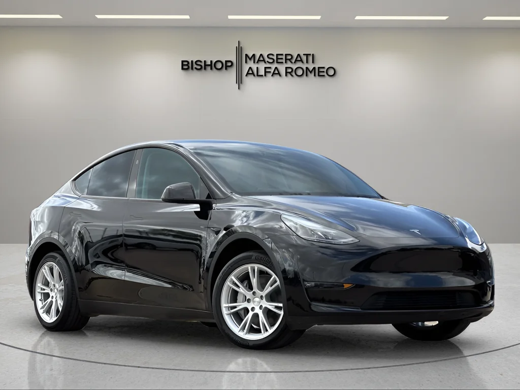 2023 Tesla Model Y Rear Wheel Drive's photo