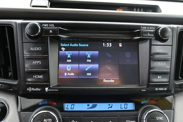 Used 2018 Gray Toyota XLE image 34