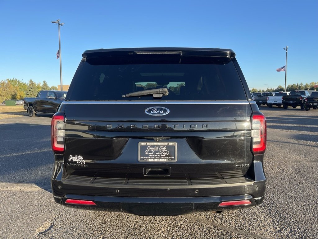 2022 Ford Expedition MAX Limited photo 2