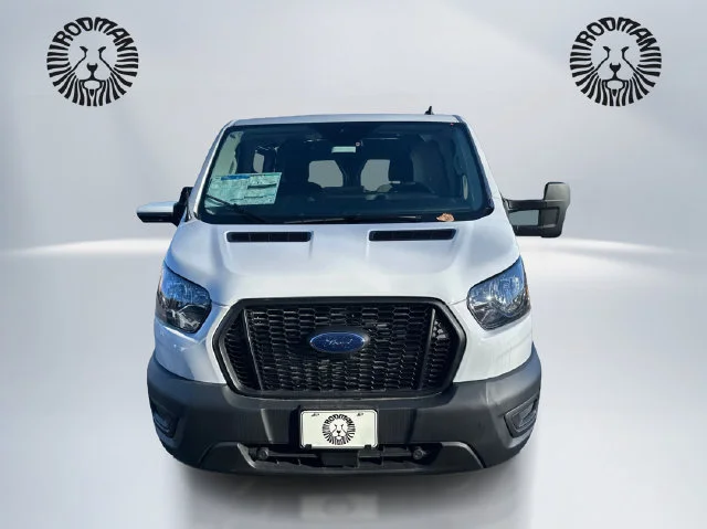New 2025 White Ford Base image 2
