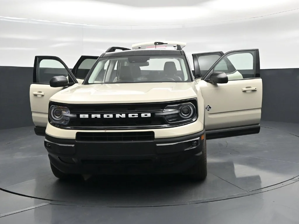 Used 2024 Beige Ford Outer Banks image 29