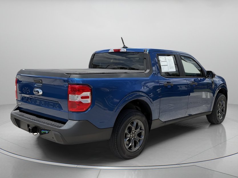 Certified Used 2023 Atlas Blue Metallic Ford XLT image 3