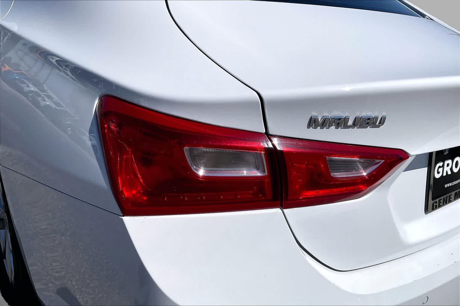 Used 2024 Summit White Chevrolet LT image 29