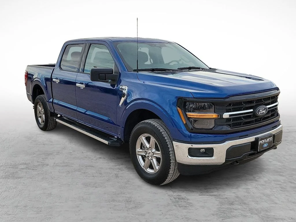 Used 2025 Blue Ford XLT image 1