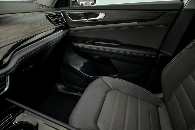 2026 Volkswagen Atlas SEL - Photo 17