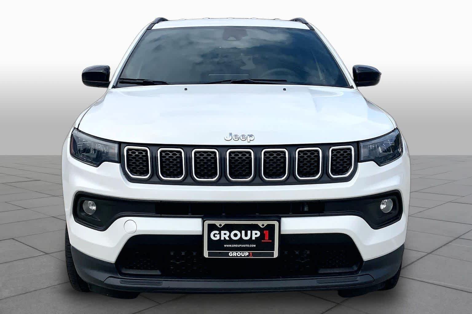 Pre-Owned 2023 Jeep Compass Latitude Lux
