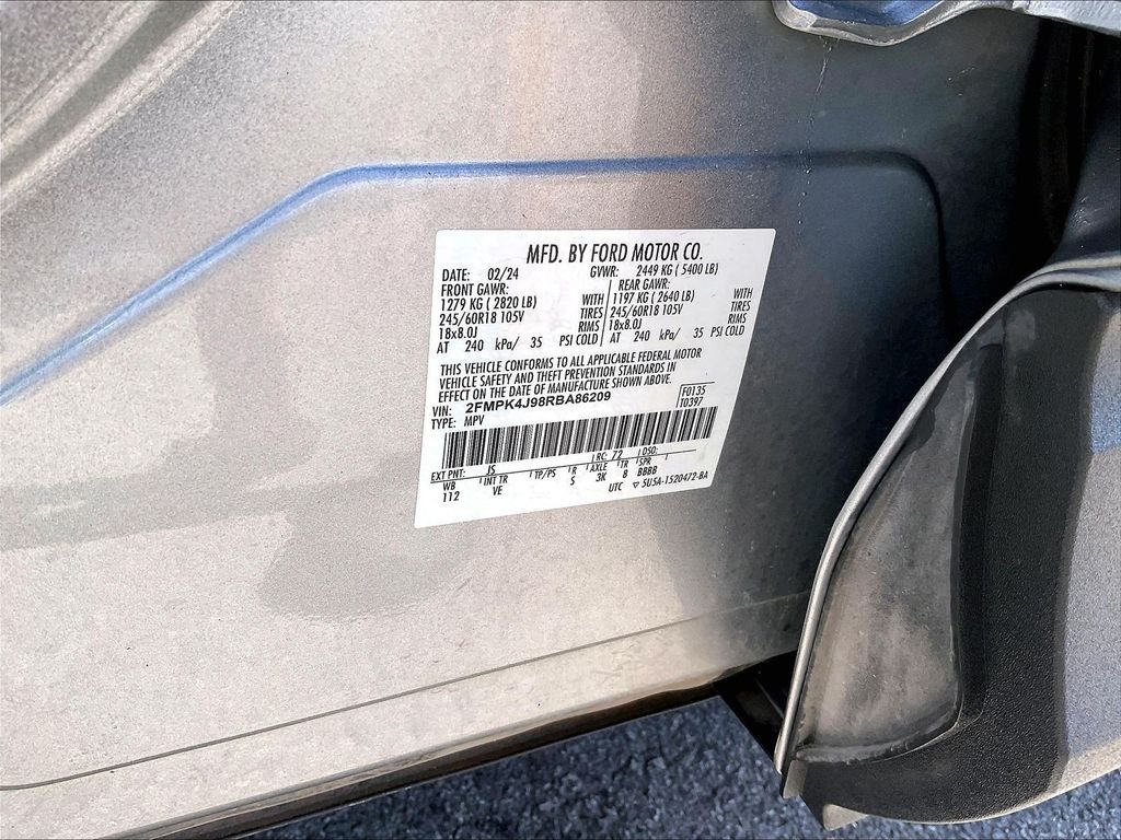 Used 2024 Silver Ford SEL image 33