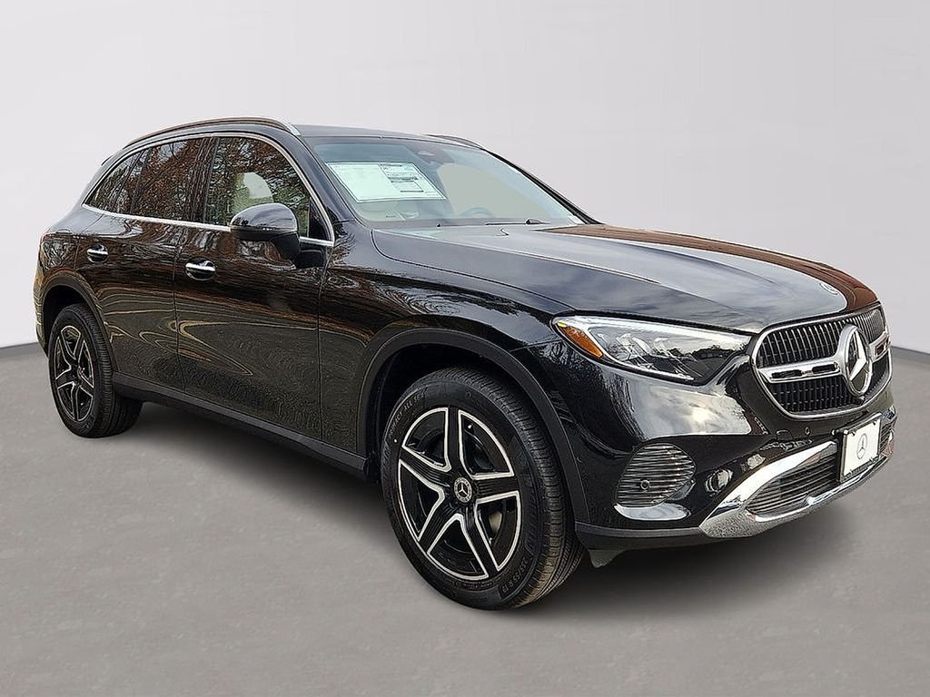 Used 2026 Black Mercedes-Benz GLC 300 image 2