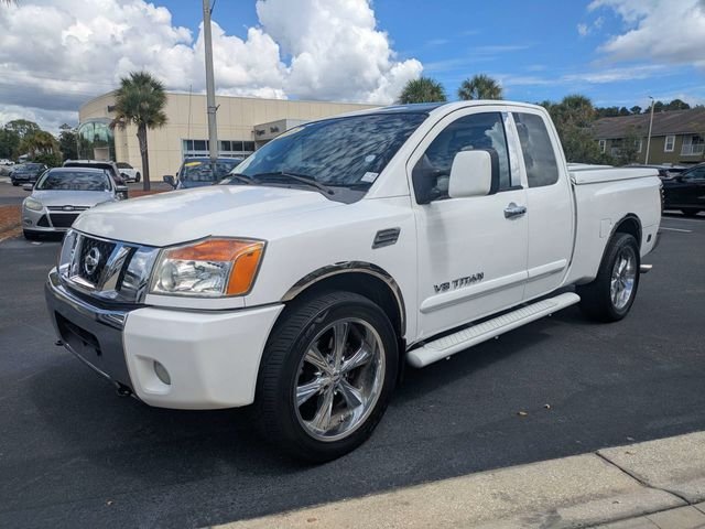 Used 2008 White Nissan SE image 7