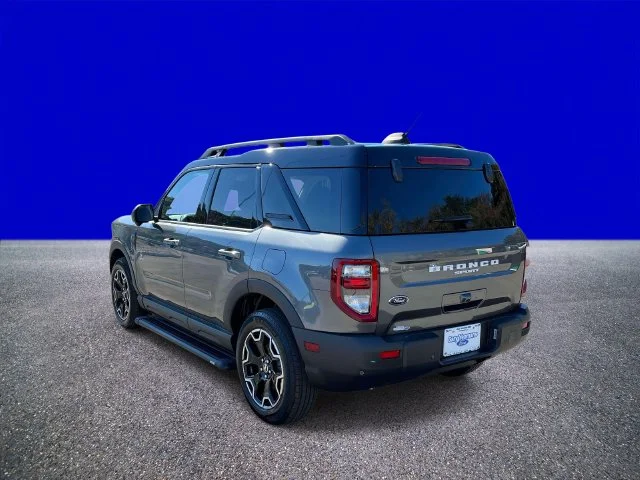 Certified Used 2025 Gray Metallic Ford Outer Banks image 5