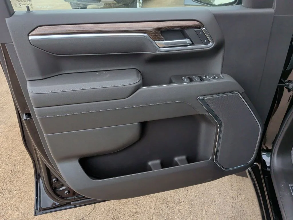 2026 Chevrolet Silverado 1500 LT - Photo 10
