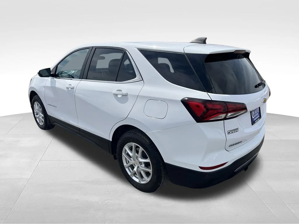 Used 2022 White Chevrolet LT image 7