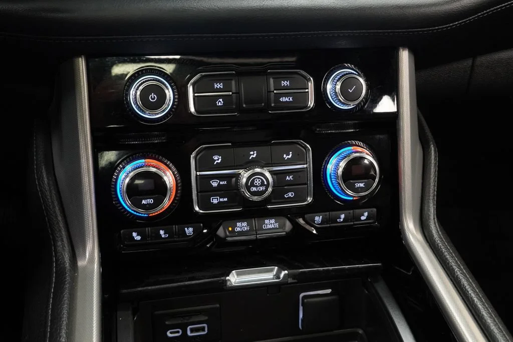 Used 2021 SATIN STEEL METALLIC GMC Denali image 21