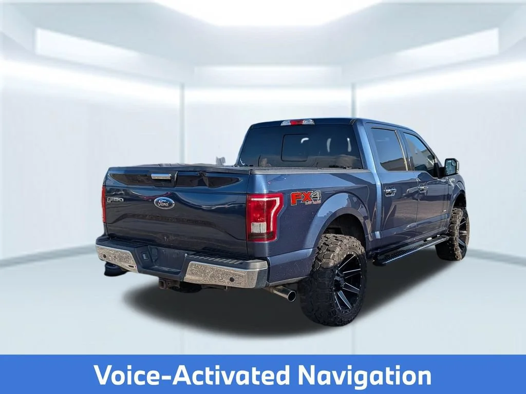 Used 2017 Blue Ford XL image 3