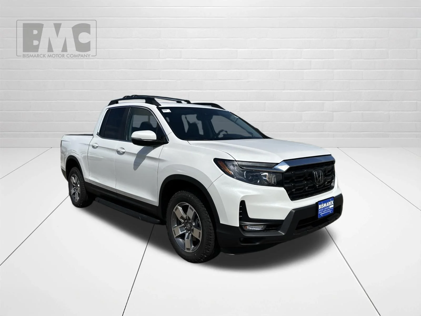 New 2026 Platinum White Pearl Honda RTL image 2