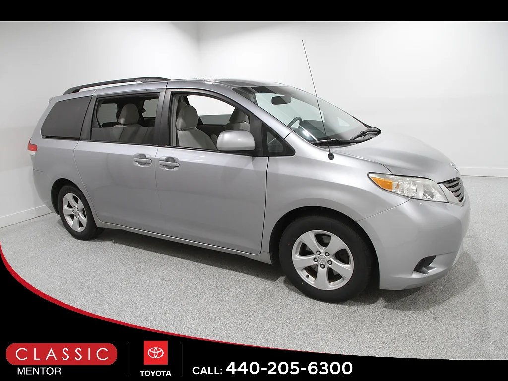 2012 Toyota Sienna