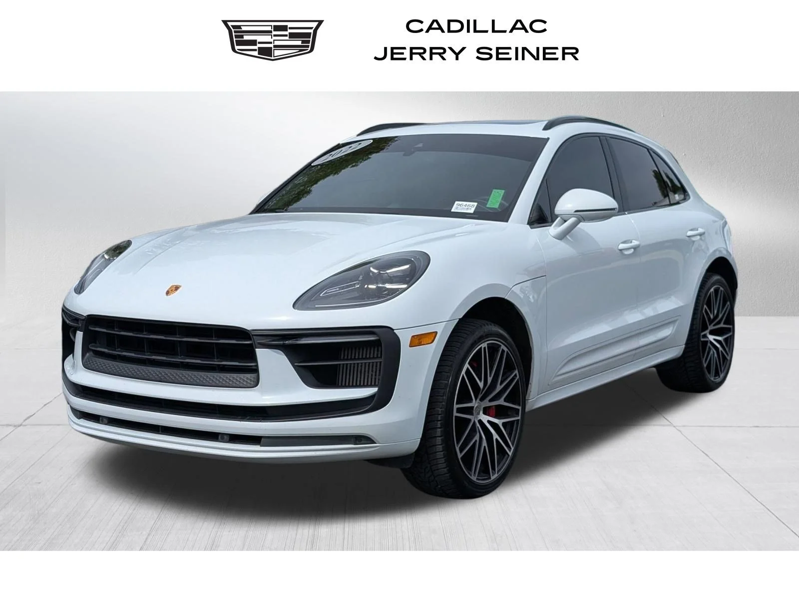 2022 Porsche Macan S's photo
