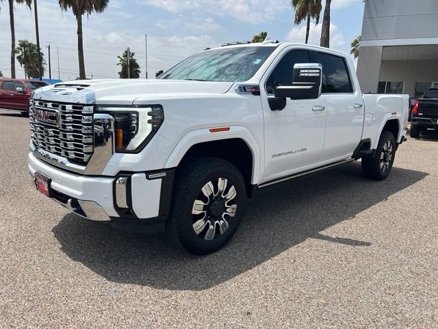 Used 2024 Summit White GMC Denali image 3