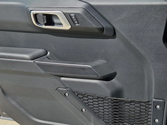 2025 Ford Bronco 4-Door Base - Photo 24