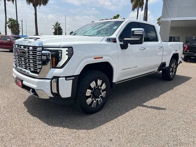Used 2024 Summit White GMC Denali image 3