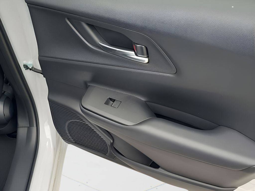 2026 Toyota Prius Plug-in Hybrid XSE - Photo 38
