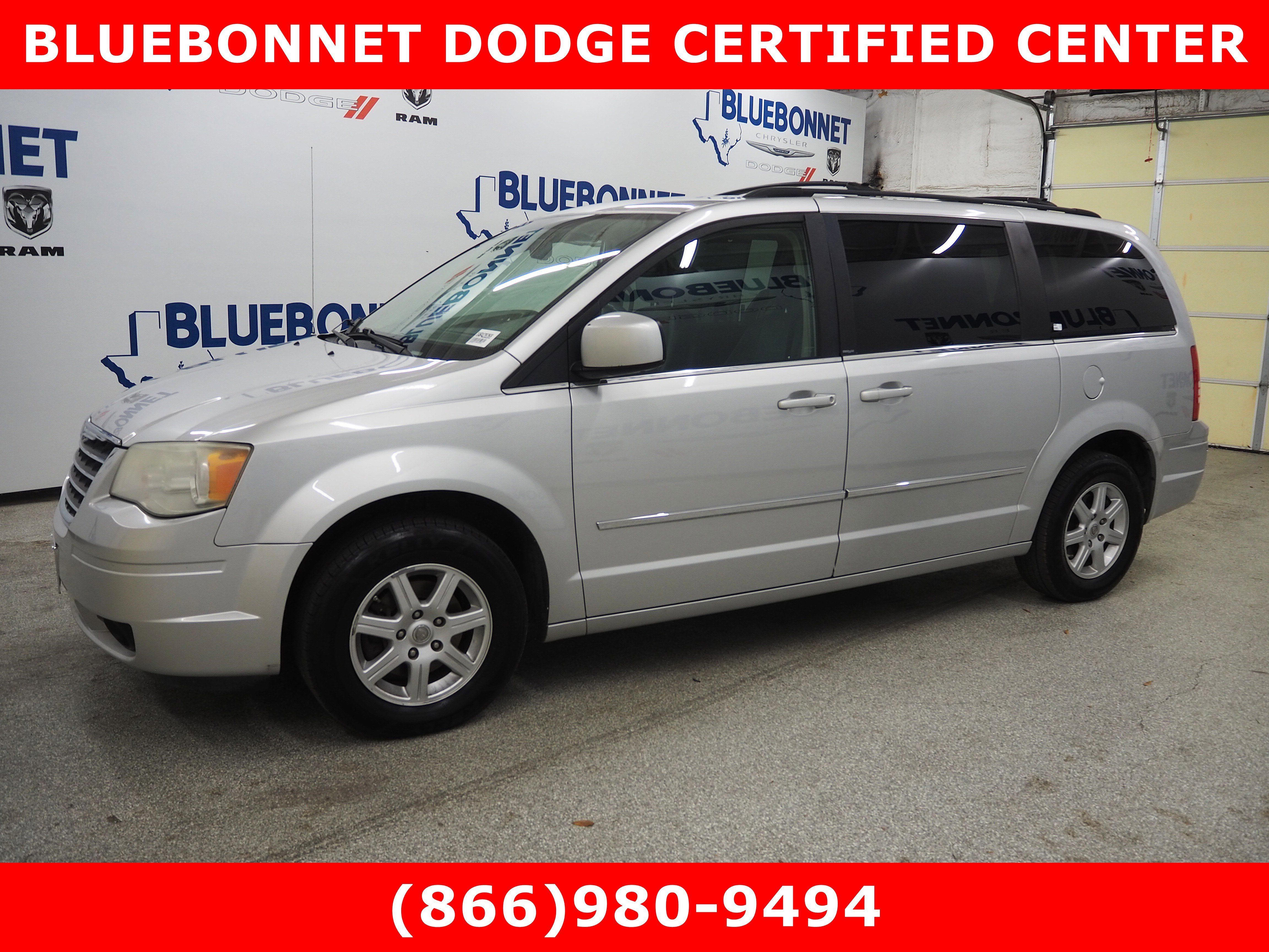 2010 Chrysler Town & Country Touring Plus