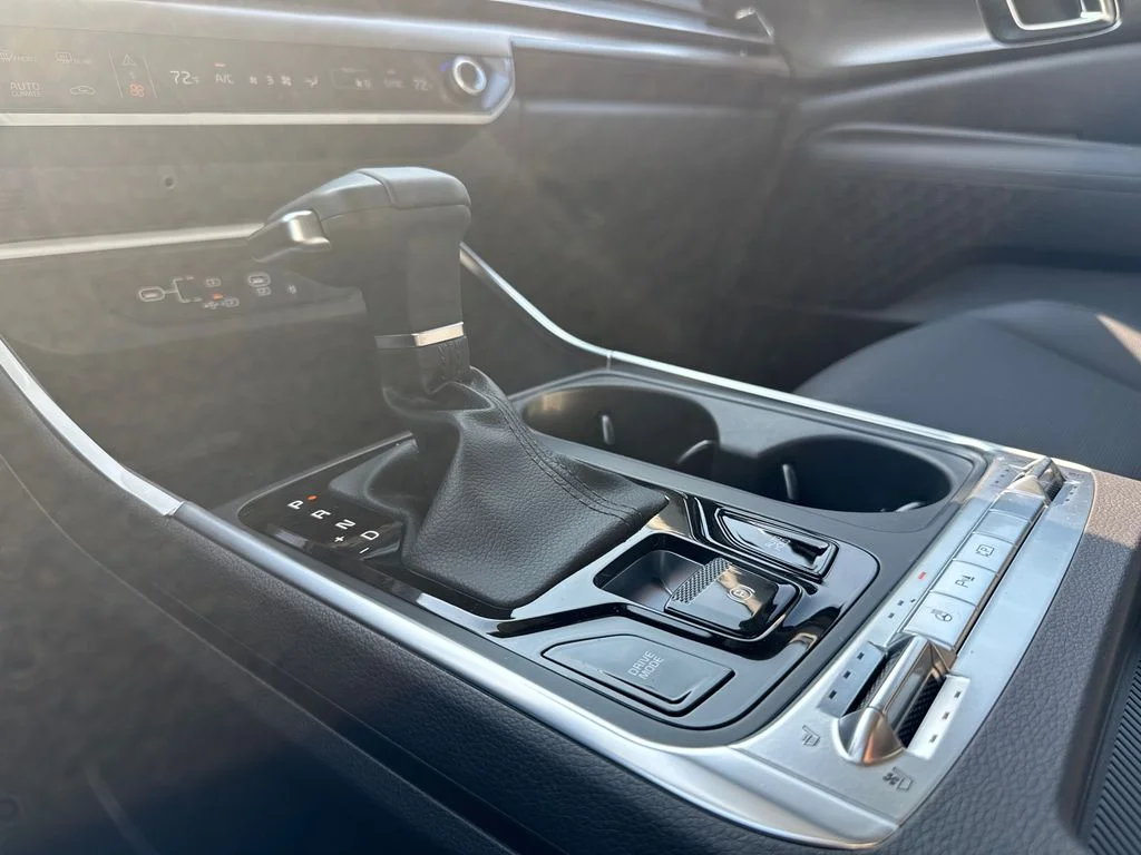 2025 Kia Carnival SX Prestige - Photo 29