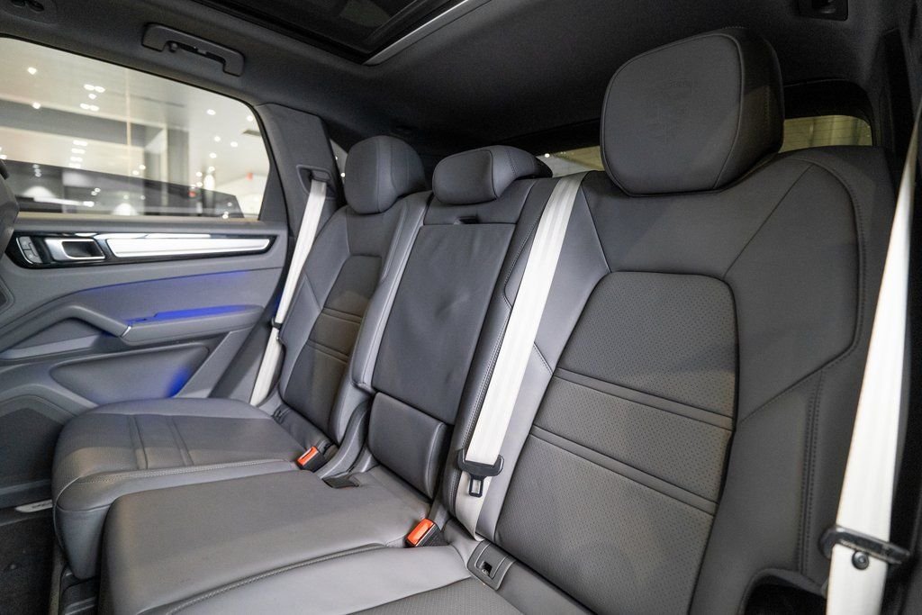 Used 2023 White Porsche Platinum Edition image 35