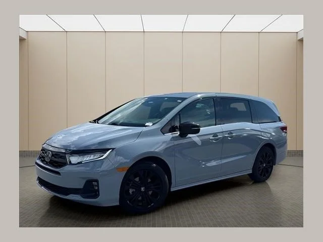 Used 2025  Honda Sport-L image 1