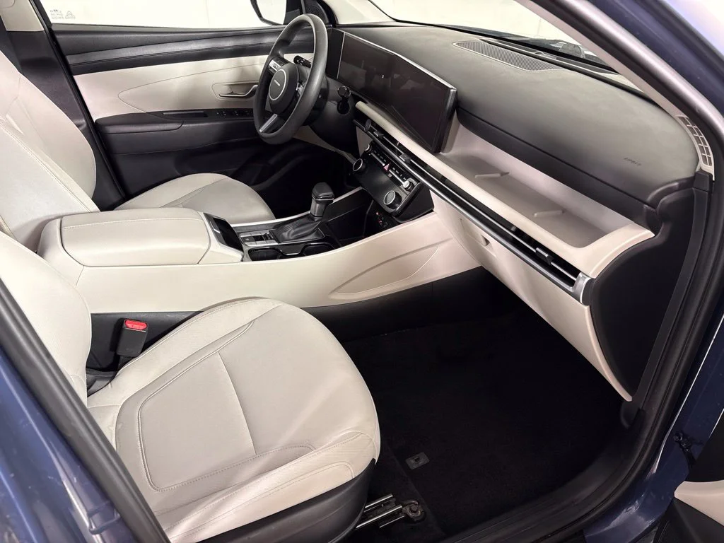 Used 2025 Blue Hyundai SEL image 16