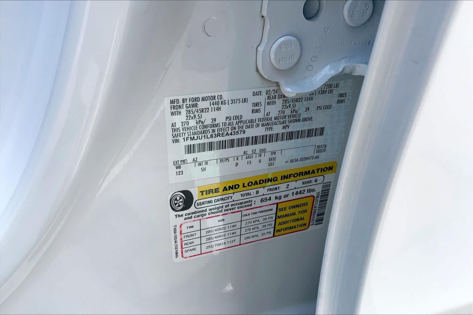 Used 2024 Star White Metallic Tri-Coat Ford Platinum image 31