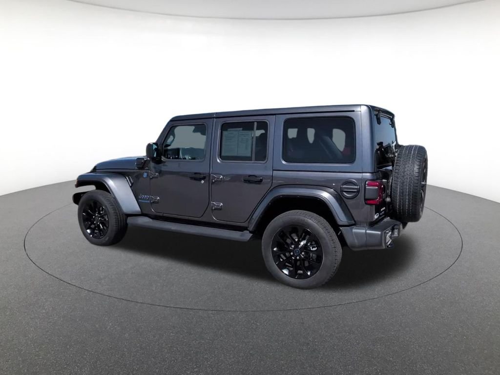Used 2025 Gray Jeep Sahara 4xe image 13