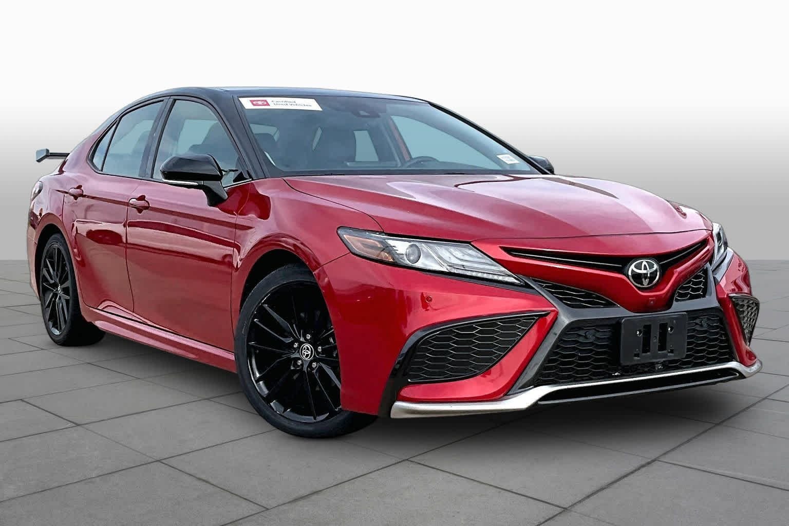 Used 2024 Supersonic Red/Midnight Black Metallic Toyota XSE V6 image 3