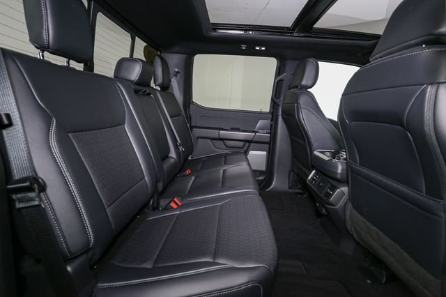 Used 2026  Ford Lariat image 19