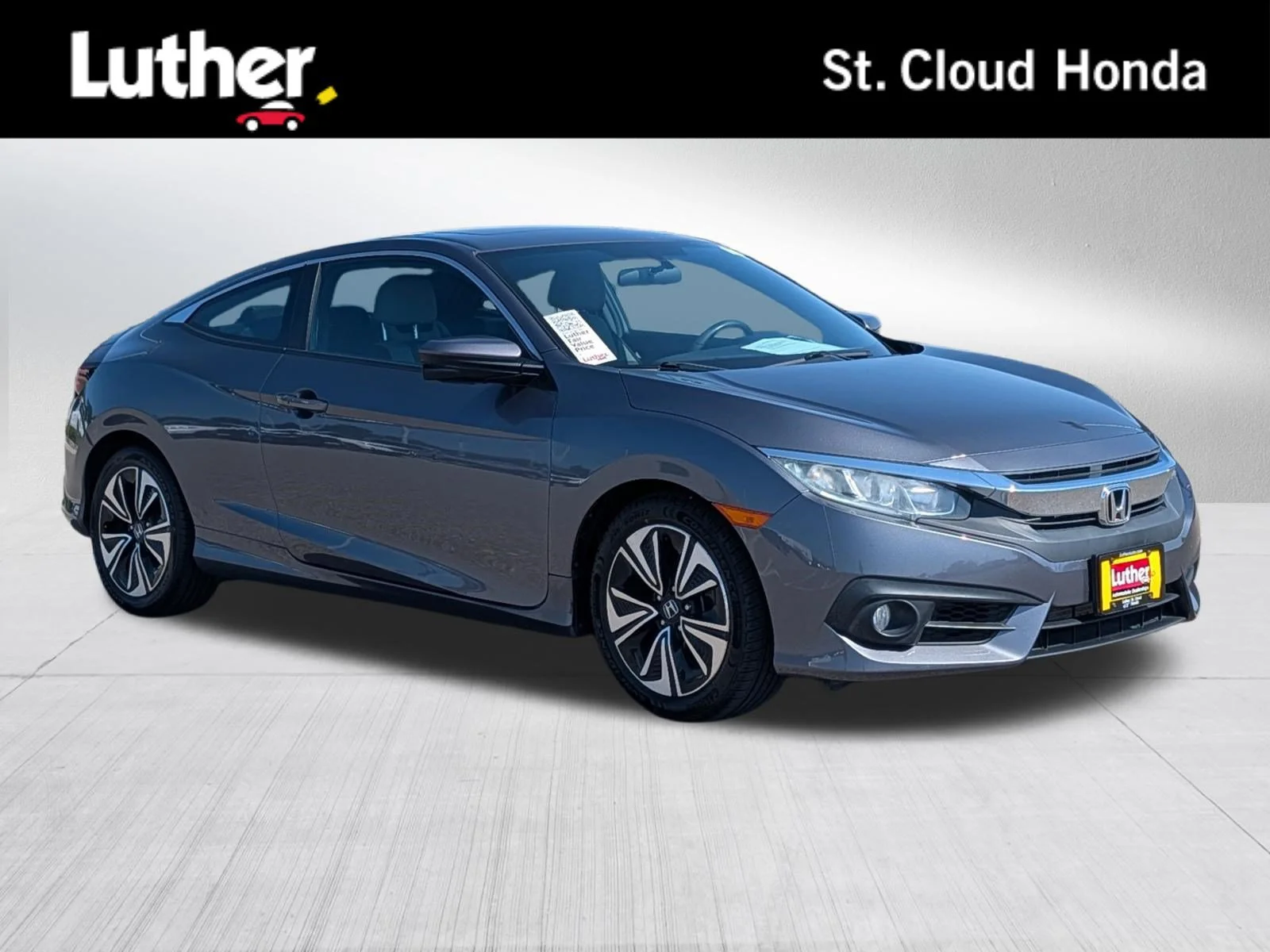 Used 2018 Modern Steel Metallic Honda EX-T image 1