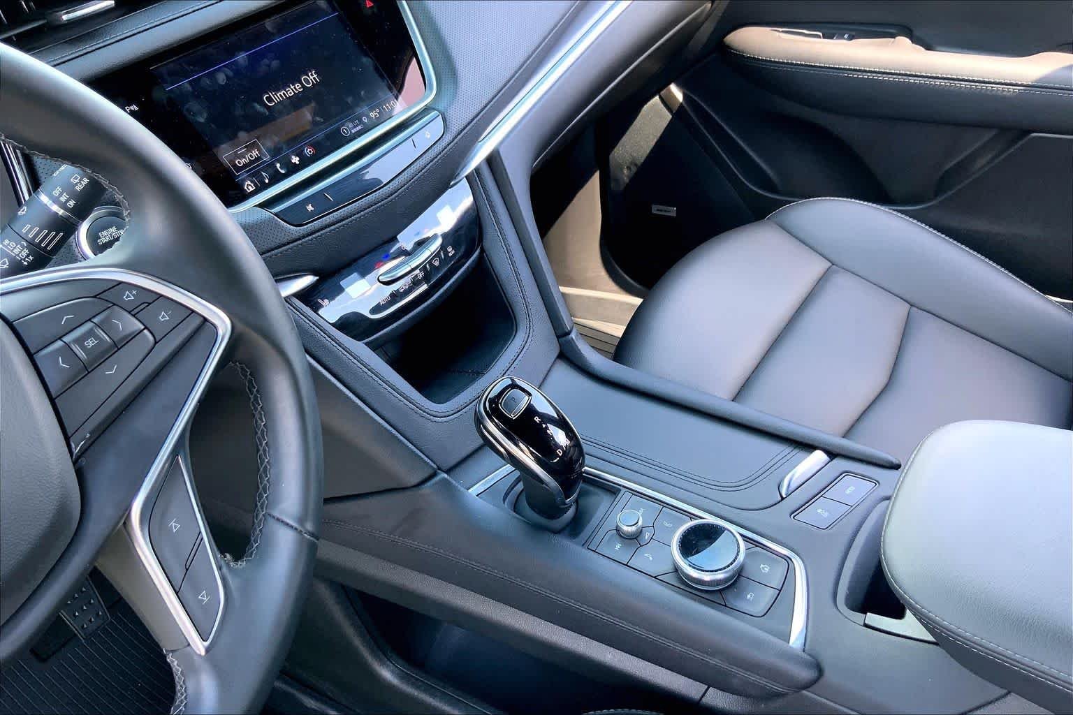 Used 2025 Crystal White Tricoat Cadillac FWD Luxury image 16