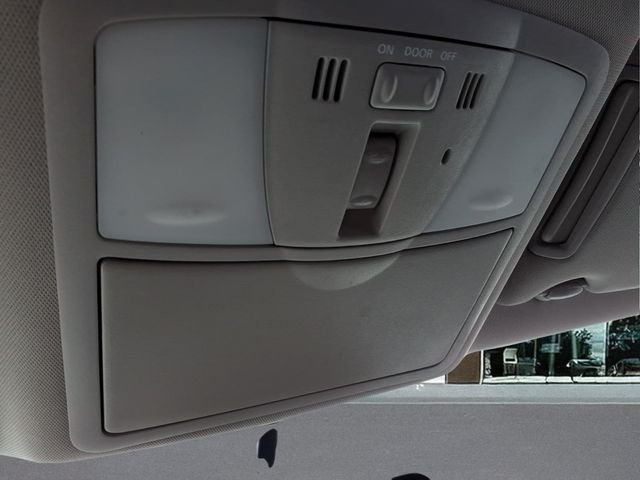 Used 2012 Black Nissan 2.5 SL image 25