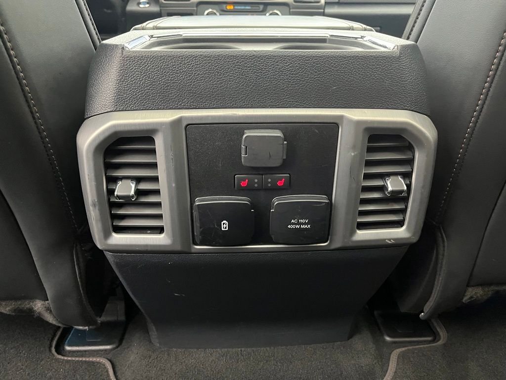 Used 2022 White Metallic Ford Platinum Lifted Truck image 35