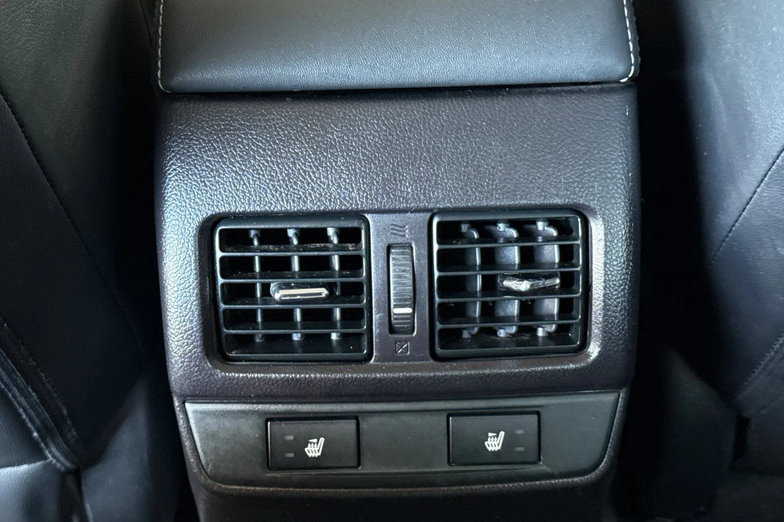 Used 2016 Gray Subaru 2.5i image 16