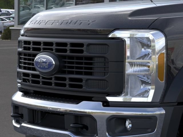 New 2026 Agate Black Metallic Ford F-450® XL image 39