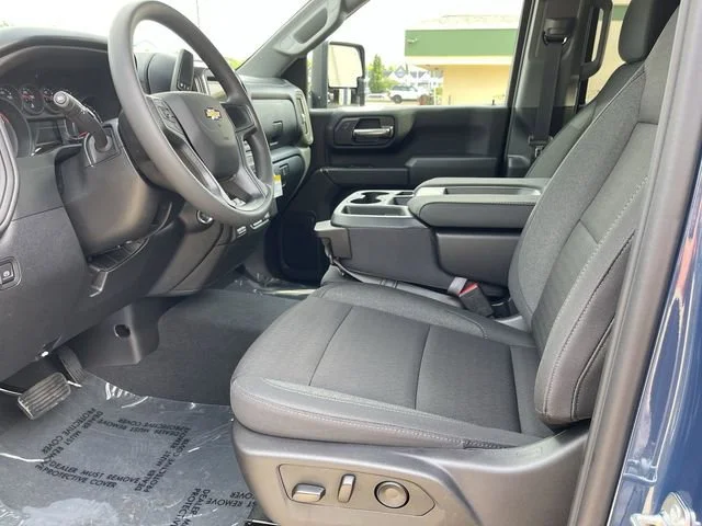 2026 Chevrolet Silverado 2500 HD Custom - Photo 11