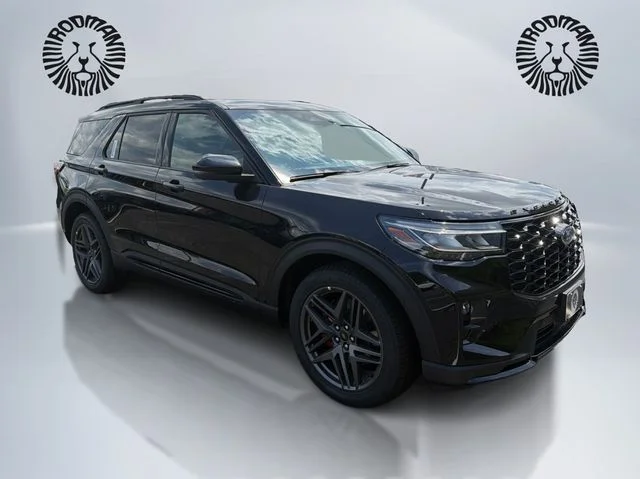 New 2026 Agate Black Metallic Ford ST image 3