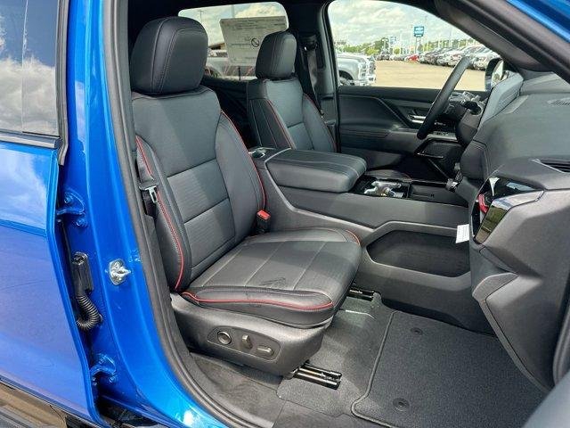 2025 Chevrolet Silverado EV RST - Photo 23