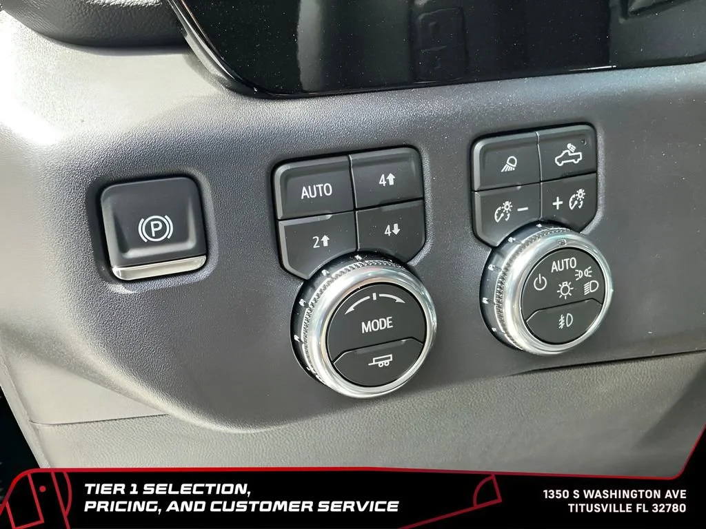 New 2026 Onyx Black GMC Elevation image 28