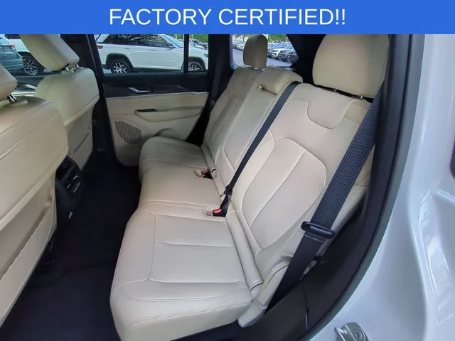 Used 2025 White Jeep Limited image 31