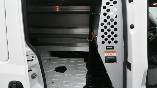 Used 2022 White Ram Base image 12