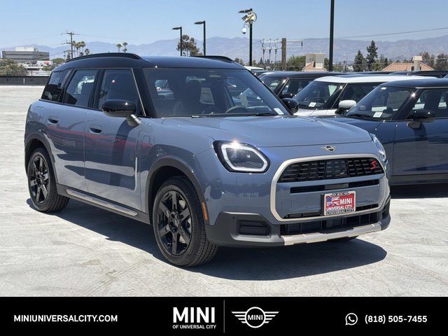 2027 MINI Countryman Signature Plus