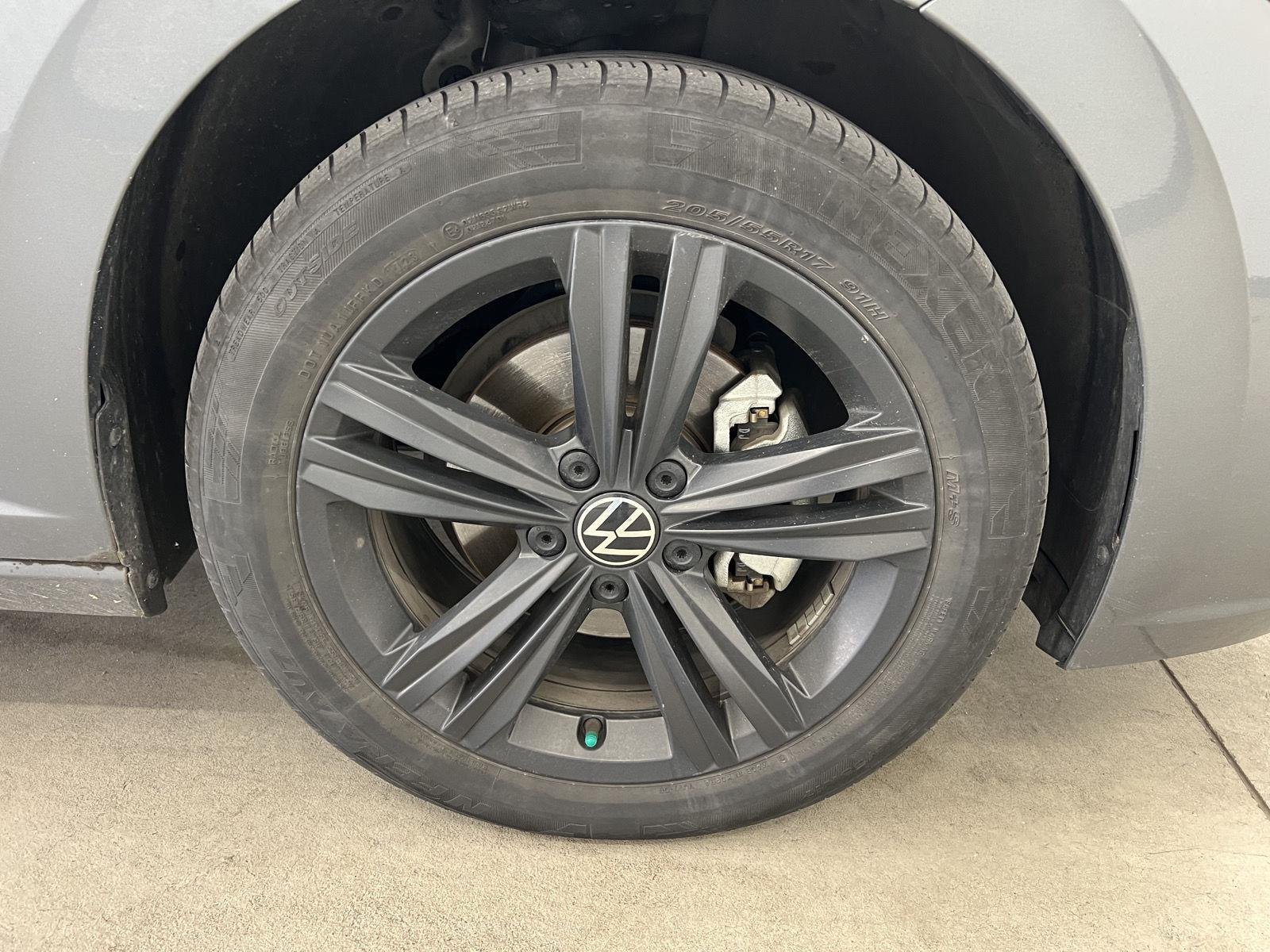 2023 Volkswagen Jetta SE - Photo 8
