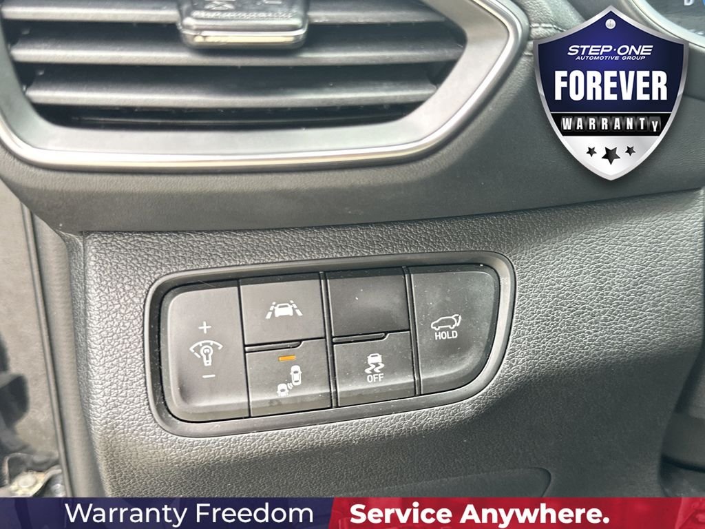 Used 2020 Black Hyundai SEL image 19